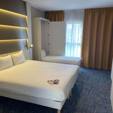 Ibis Styles Nivelles Hotell Exteriör bild
