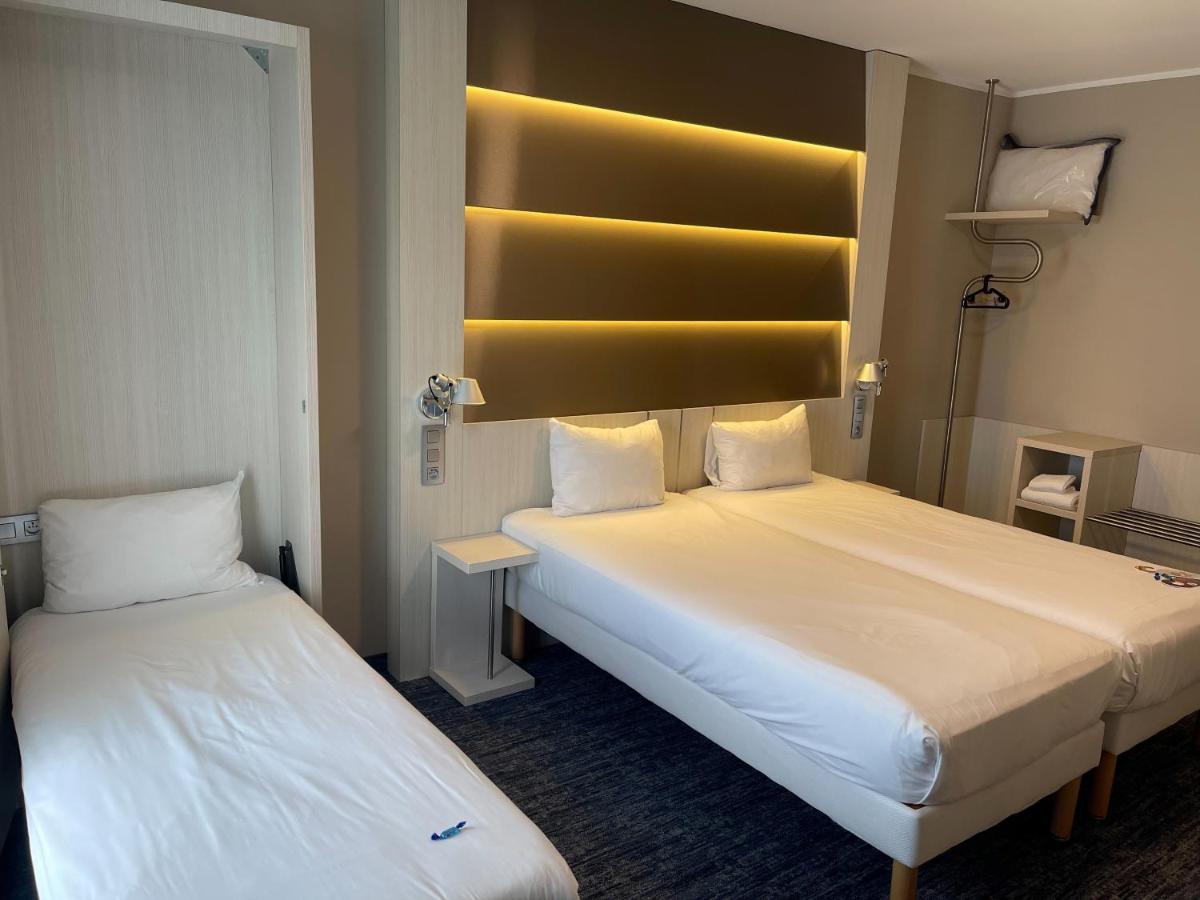 Ibis Styles Nivelles Hotell Exteriör bild