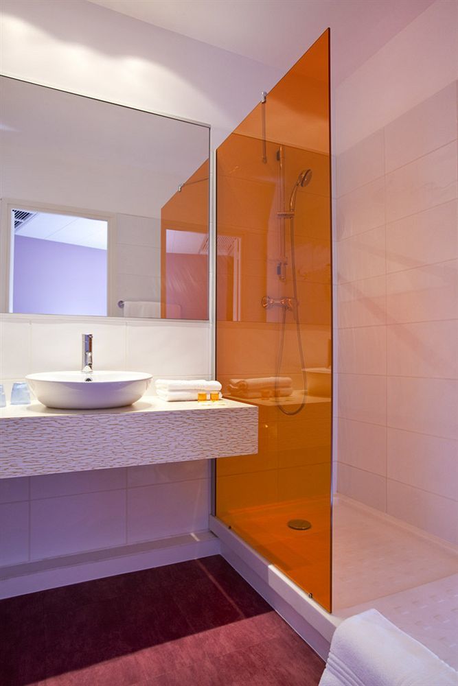 Ibis Styles Nivelles Hotell Exteriör bild