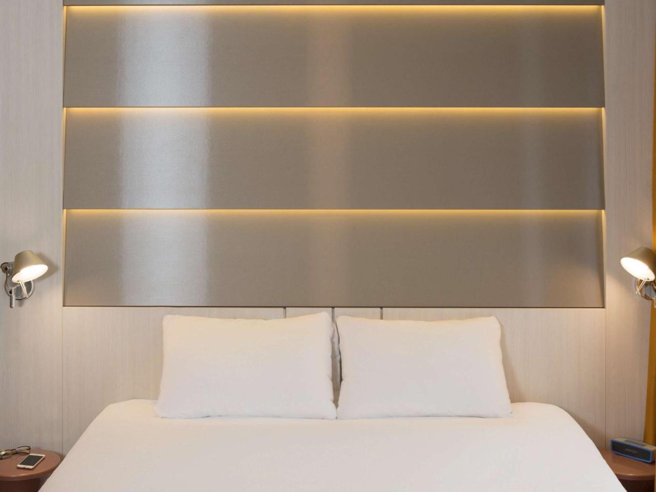 Ibis Styles Nivelles Hotell Exteriör bild