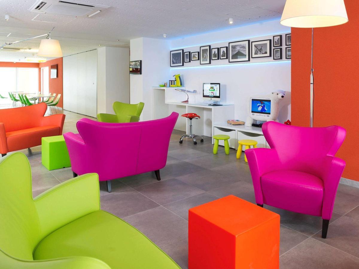 Ibis Styles Nivelles Hotell Exteriör bild